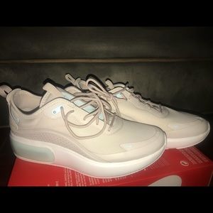 Air Max Dia